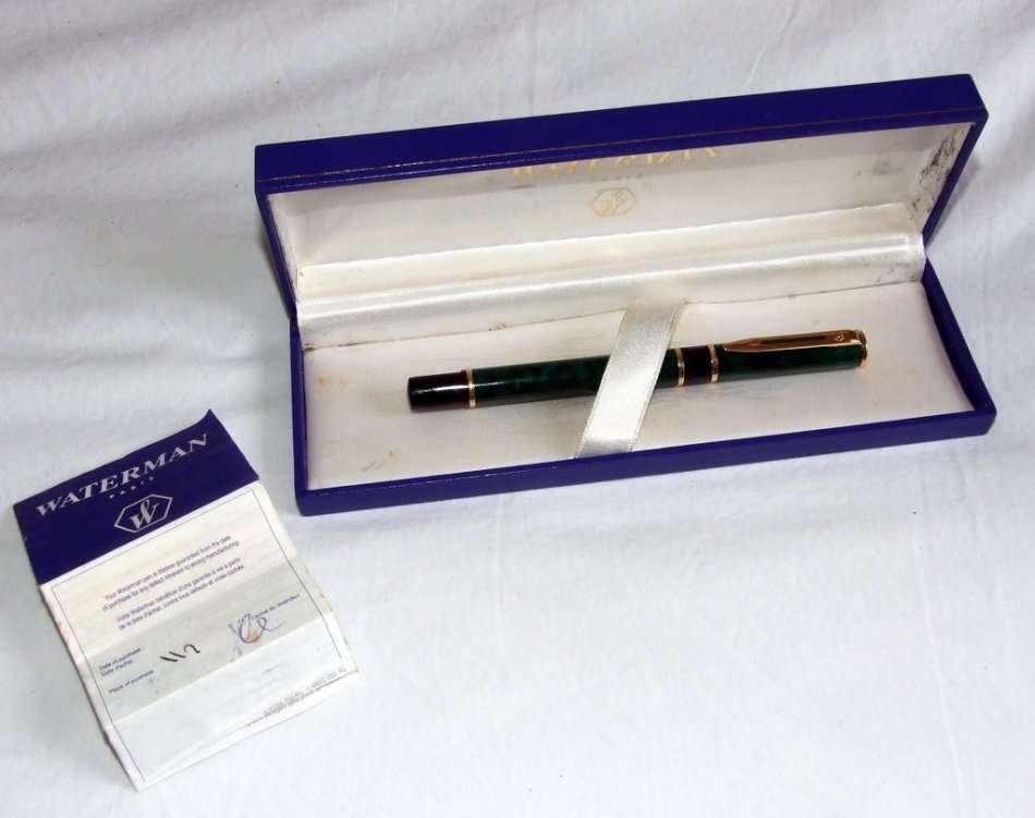 Nice Waterman Laureat Fountain Pen, boxed,