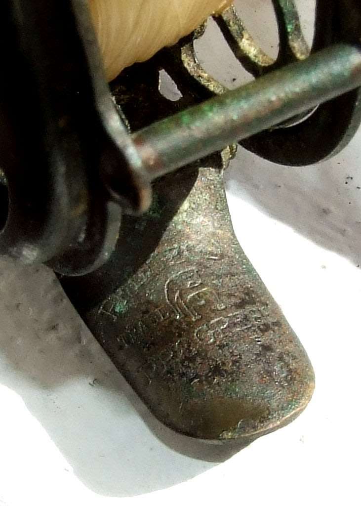 VINTAGE PFLUEGER PROGRESS GUN METAL FLY REEL 60 YARDS, MADE IN USA, BOXED