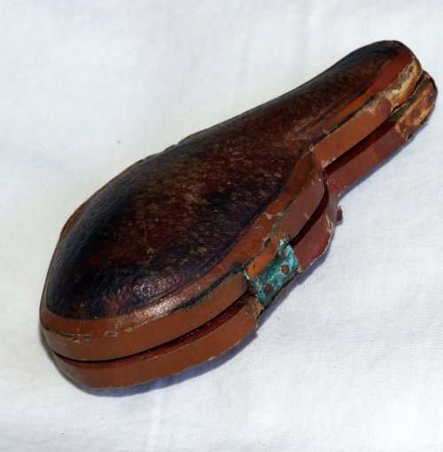 Small Antique Carved Hunting Dog Meerschaum Lady's Pipe With Original Case