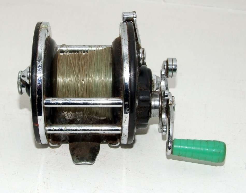 PENN No.80 fishing reel in good working condition