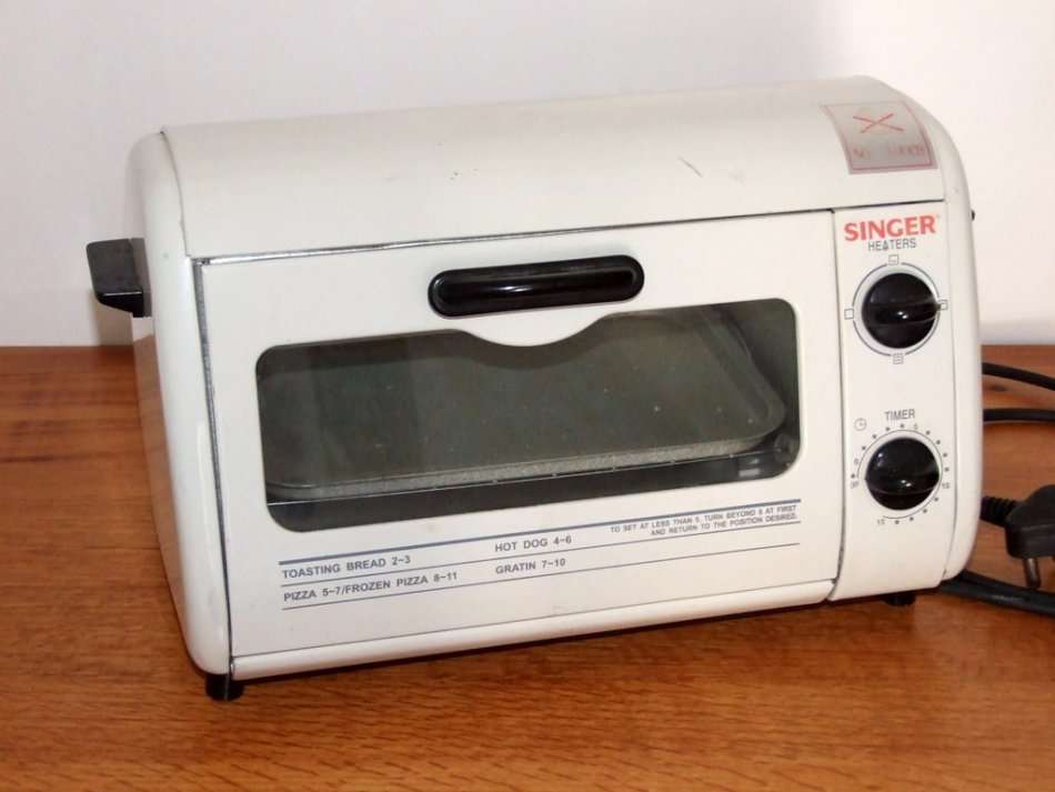 Vintage retro Singer electric heater oven  grill model SGO 007 excellent condition. Desktop Cooker!