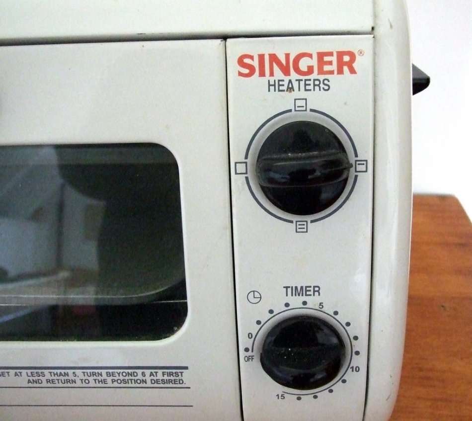 Vintage retro Singer electric heater oven  grill model SGO 007 excellent condition. Desktop Cooker!