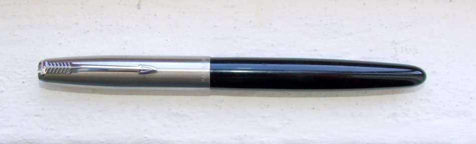 Excellent vintage PARKER 21 Fountain Pen, working,