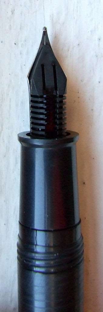 Vintage Sheaffer No Nonsense short section Fountain Pen, Black, Medium nib, working.