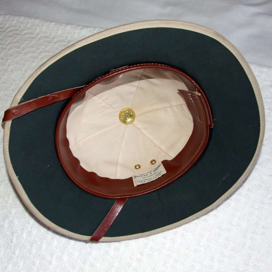 OLD CORK MELVILL & MOON PITH HELMET