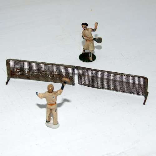 Vintage 1/72 scale metal Tennis figures and net
