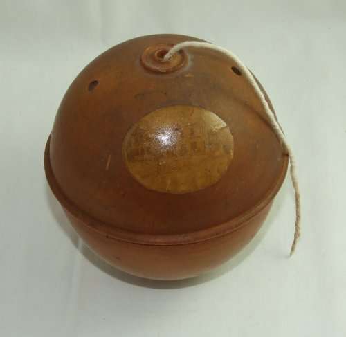CLASSIC AND RARE ANTIQUE MAUCHLINE WARE `STRING BALL`, HUGUENOT HIGH SCHOOL PAARL.