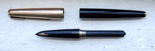 BOXED VINTAGE GF PARKER 61 FOUNTAIN PEN AND PENCIL