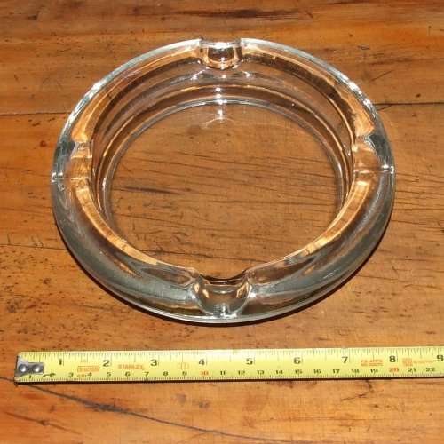 Large Mid-Century Heavy Glass Cigar Ashtray - 20cm diameter, 1.3kg!