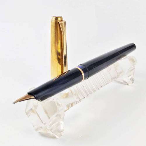RARE VINTAGE PELIKAN M30 PISTON FILLER FOUNTAIN PEN 14k GOLD medium NIB