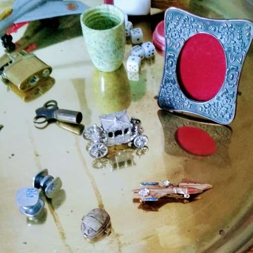 TREASURE TRAY! 15 items!