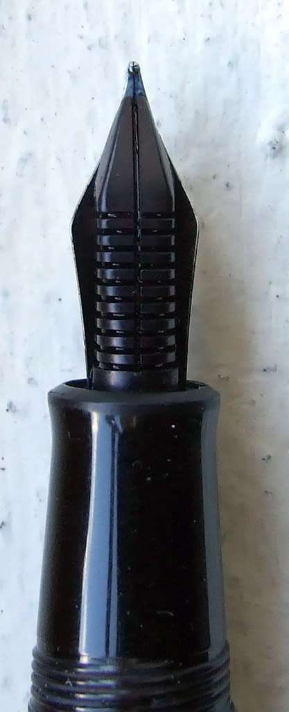 Classic Vintage German TROPEN SCHOLAR Fountain pen, working.