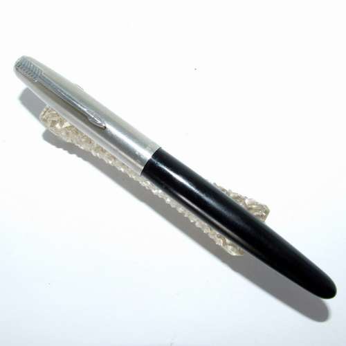 Classic, Elegant and Working! PARKER 21 FOUNTAIN PEN