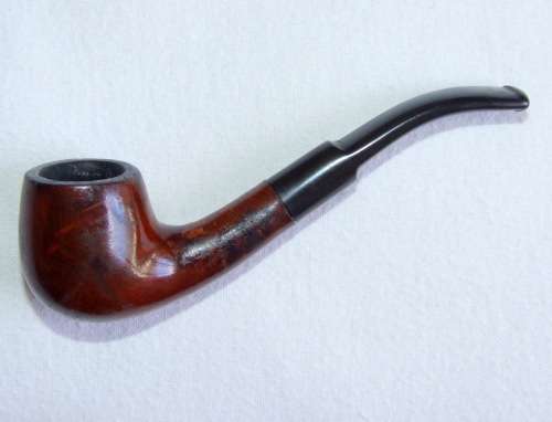 A small estate bent GARDEN tobacco pipe from Italy