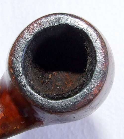 A small estate bent GARDEN tobacco pipe from Italy