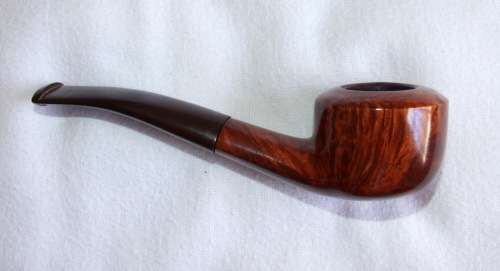 Substantial Bruyere estate pipe.