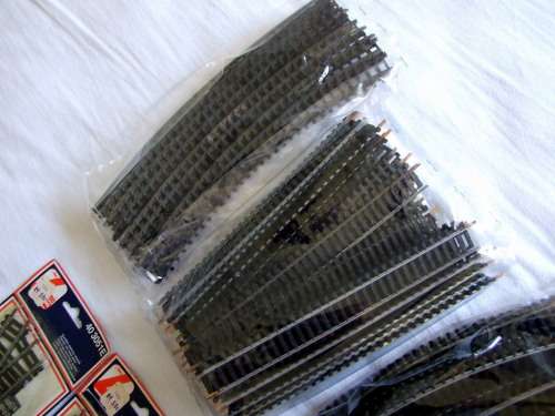 LIMA HO Train Set with loads of Track and extras