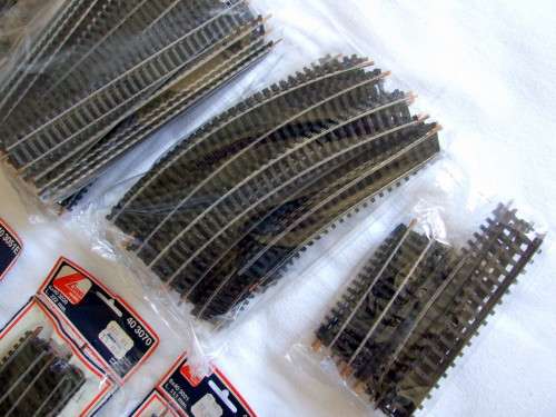 LIMA HO Train Set with loads of Track and extras