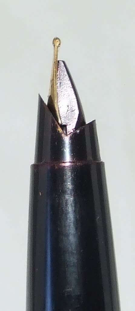 Parker 45 Flighter Deluxe fountain pen: Stainless Steel and Gold