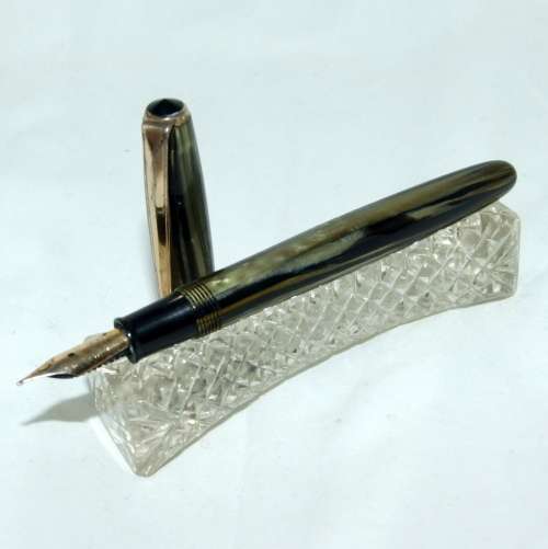 Rare vintage South African HIFRA 4422 aerometric fill fountain pen