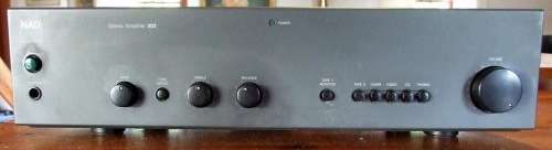 NAD 302 Integrated Amplifier
