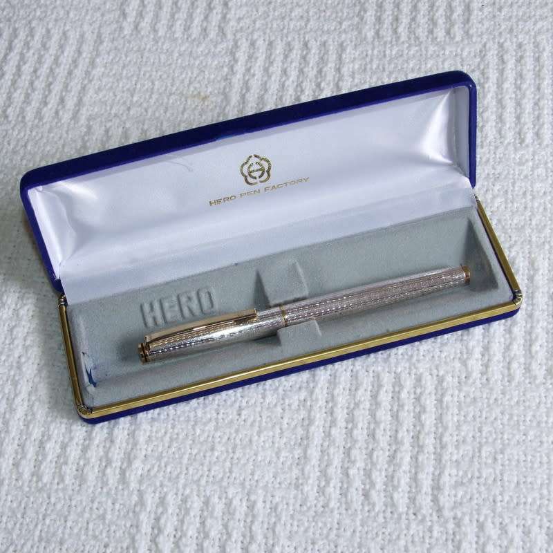 Estate HERO fountain pen in original box