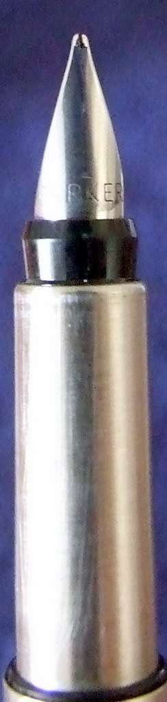 Nice clean 1986(YL) Made in UK Parker Vector Flighter Fountain Pen