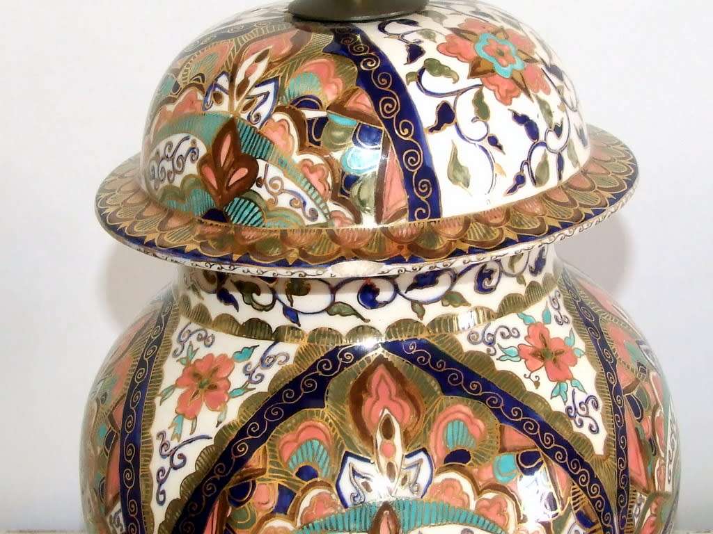 Hand painted in Zimbabwe: Imari style ceramic table lamp base