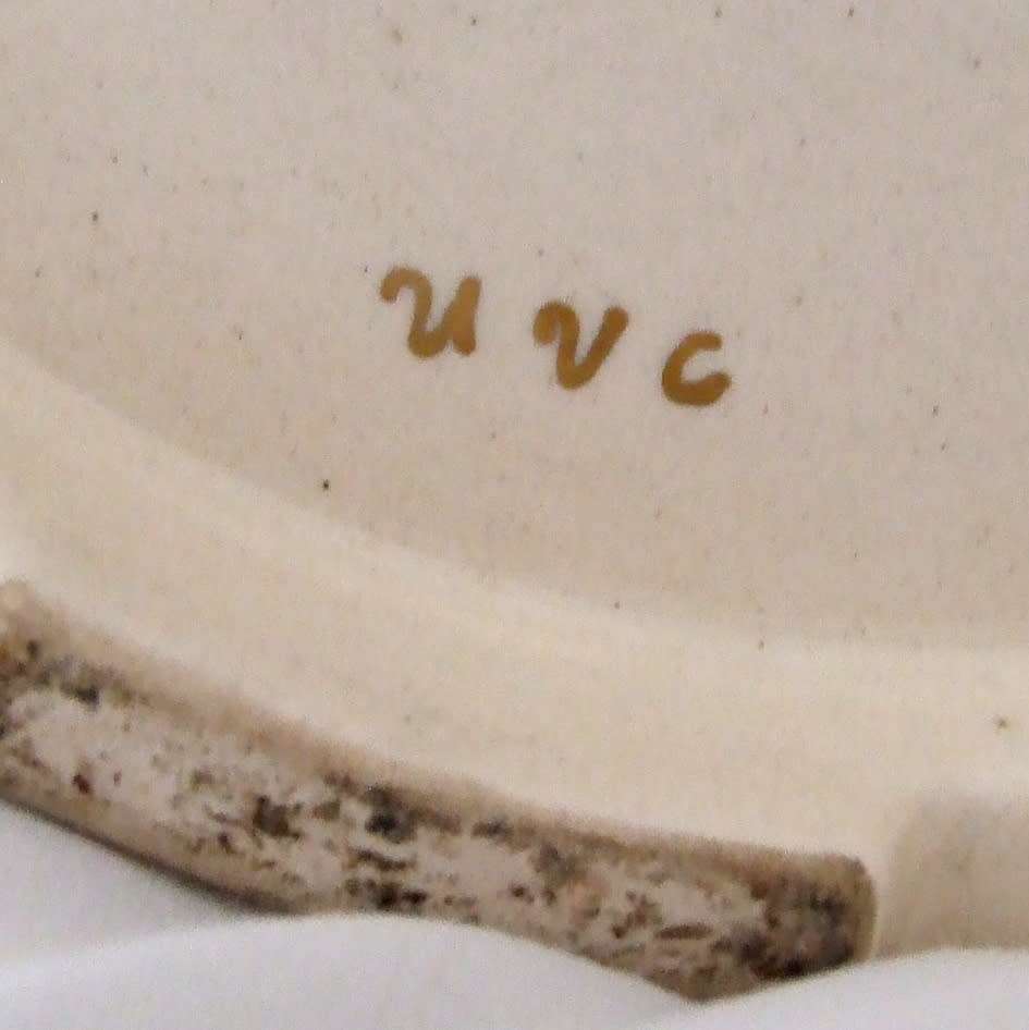 Hand painted in Zimbabwe: Imari style ceramic table lamp base