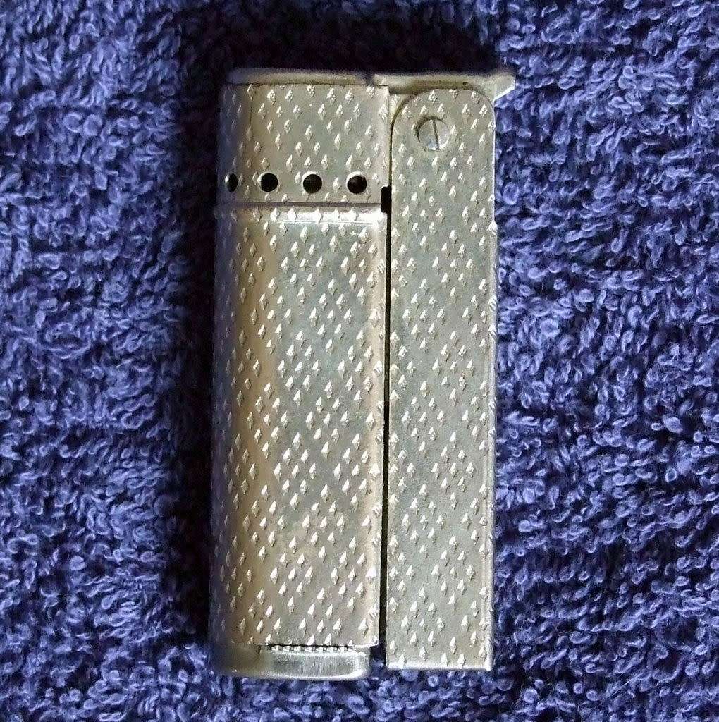 Pair of vintage lighters - Chinese SUNFLOWER, Japanese BROTHER-LITE