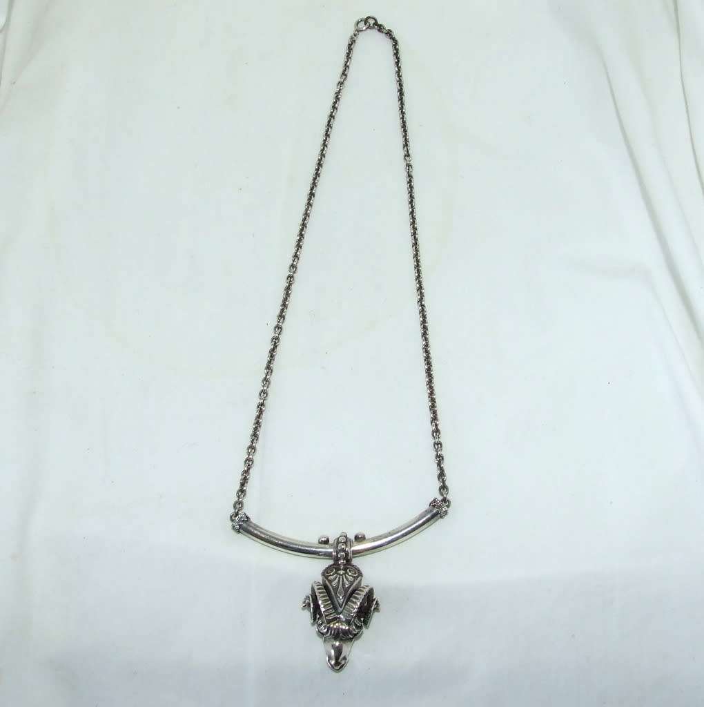 Vintage 925 Ram`s Head pendant with bar and chain