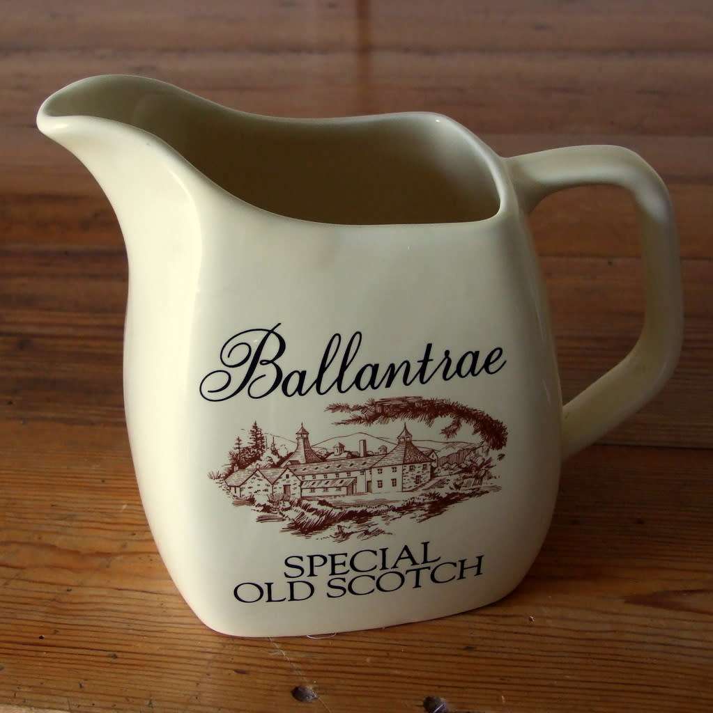 WADE water jug advertising rare BALLANTRAE SPECIAL OLD WHISKY