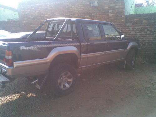 Mitsubishi Double cab(1998 model)PLEASE READ BEFORE BIDDING