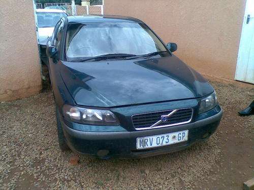 VOLVO V60 T5{PLEASE READ BEFORE BIDDING}