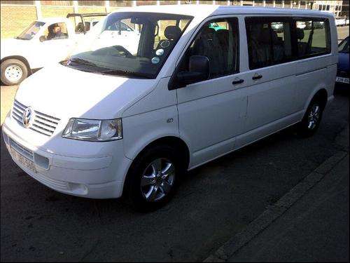 VW KOMBI T5(2006 MODEL)
