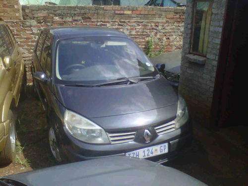 RENAULT MEGANE 1.9DCI{2006 MODEL} PLEASE READ BEFORE BIDDING