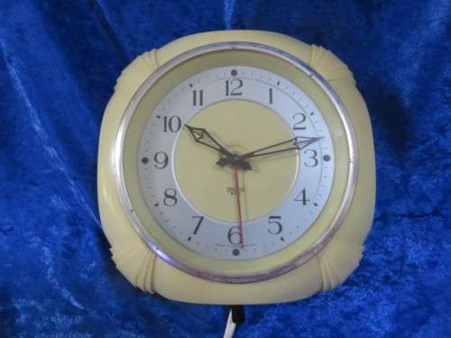 Vintage Smith's sectric wall clock