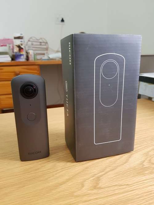 Ricoh Theta V 360 4K camera