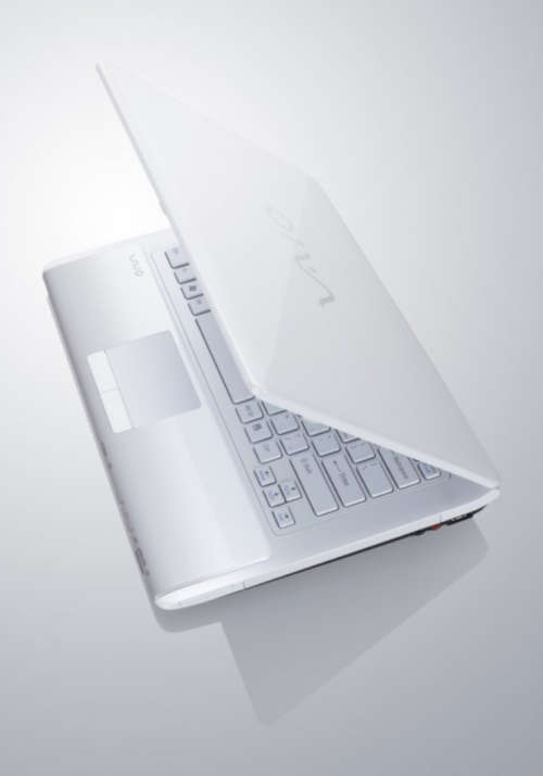 AMAZING LAPTOP SONY VAIO I3 PRISTINE CONDITION