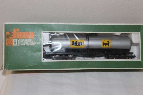Lima  FS Tanker Agipgas, boxed used, one very thin scratch on the tanker