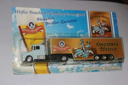 US Truck 1:87 w. trailer, Hussitten Wheat Beer