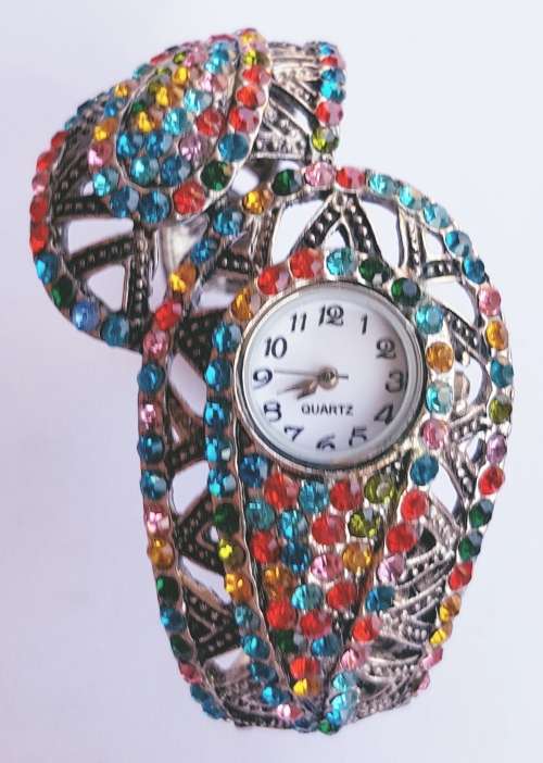 *LATE ENTRY* Exquisite Vintage Style Rhinestone Crystal Cuff Bangle Watch