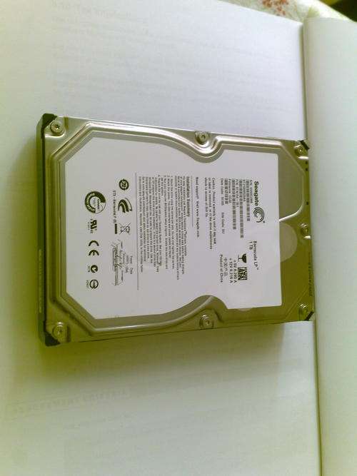 1 TB HARDDRIVE 3.5 seagate
