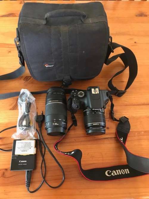 CANON EOS 550D DIGITAL CAMERA BUNDLE WITH TWO LENSES & CAMERA BAG - FREE SHIPPING
