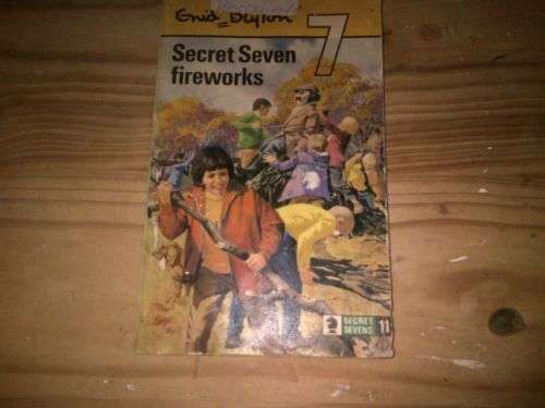 Secret Seven Fireworks - Enid Blyton
