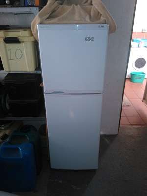 KIC 220l Fridge/Freezer