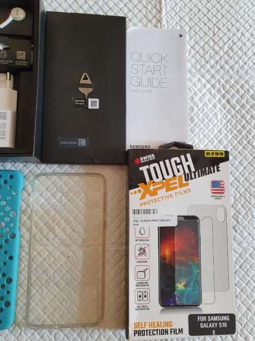 Samsung S10e 128Gb and 6Gb Ram - Prism Green - Sealed local stock -SM G970F