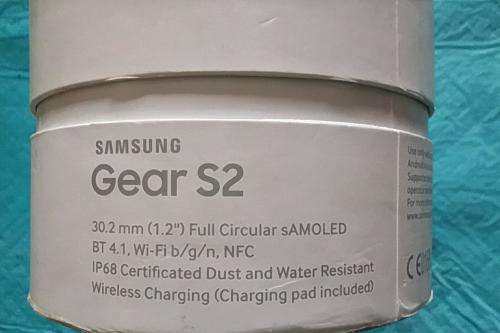 Samsung Gear S2 Smartwatch in Dark Gray