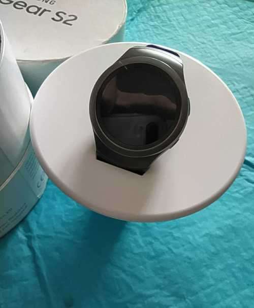 Samsung Gear S2 Smartwatch in Dark Gray