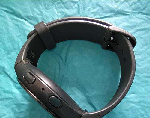 Samsung Gear S2 Smartwatch in Dark Gray